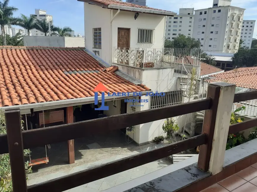 Foto 2 de Casa com 3 quartos à venda, 200m2 em Campo Belo, São Paulo - SP