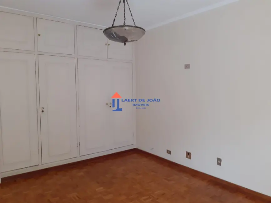 Foto 9 de Casa com 3 quartos à venda e para alugar, 750m2 em São Paulo - SP