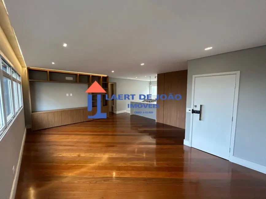 Foto 2 de Apartamento com 2 quartos à venda, 100m2 em Itaim Bibi, São Paulo - SP