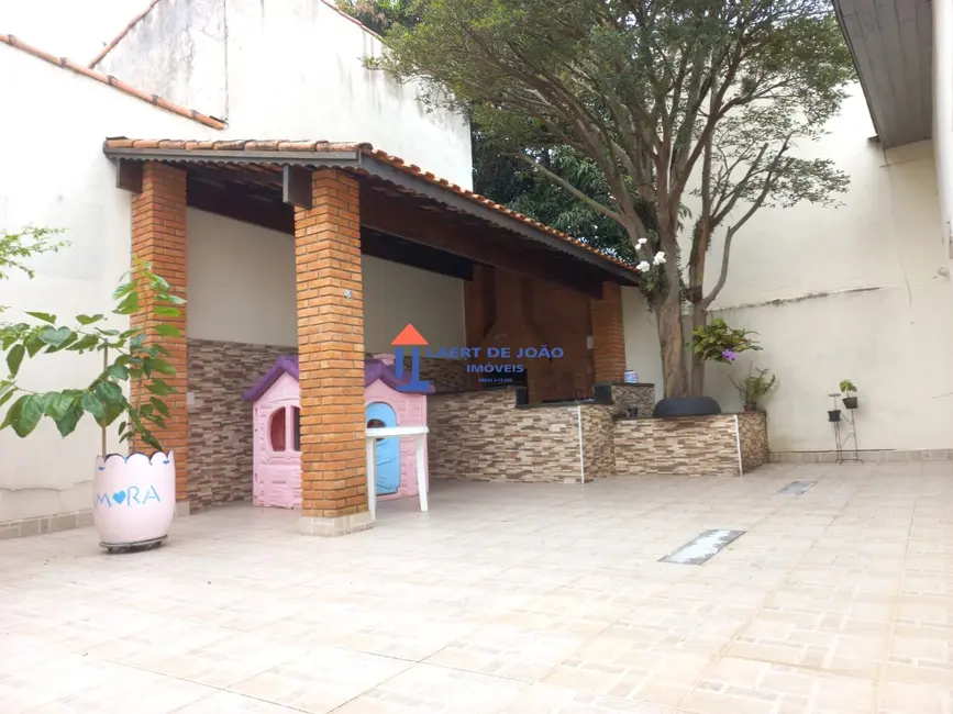 Foto 7 de Casa com 3 quartos à venda, 219m2 em Jardim Aeroporto, São Paulo - SP