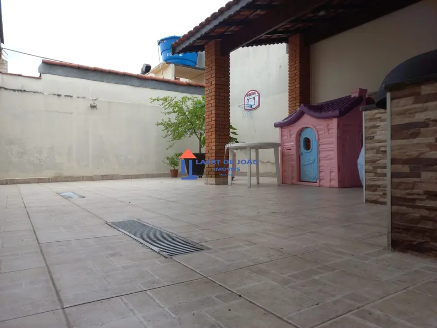 Foto 1 de Casa com 3 quartos à venda, 219m2 em Jardim Aeroporto, São Paulo - SP