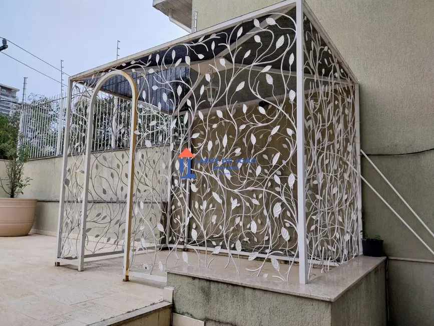 Foto 3 de Casa com 4 quartos para alugar, 300m2 em Campo Belo, São Paulo - SP