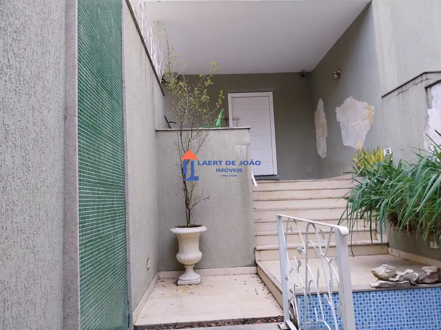 Foto 1 de Casa com 4 quartos para alugar, 300m2 em Campo Belo, São Paulo - SP