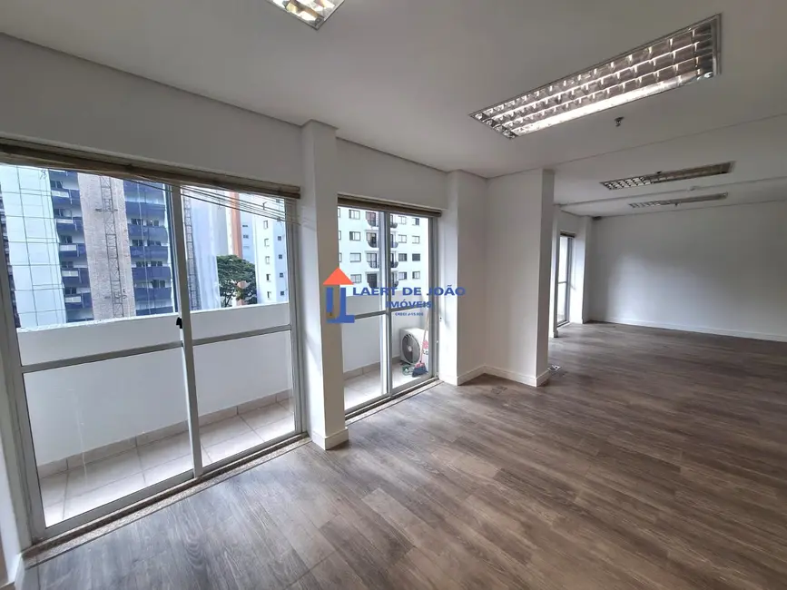 Foto 6 de Sala Comercial para alugar, 200m2 em Vila Olímpia, São Paulo - SP