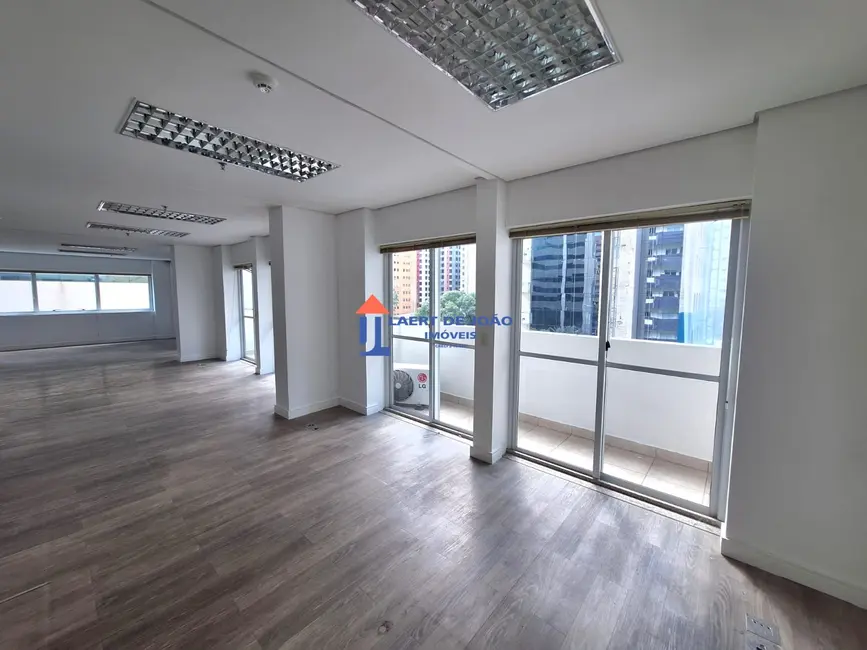 Foto 3 de Sala Comercial para alugar, 200m2 em Vila Olímpia, São Paulo - SP