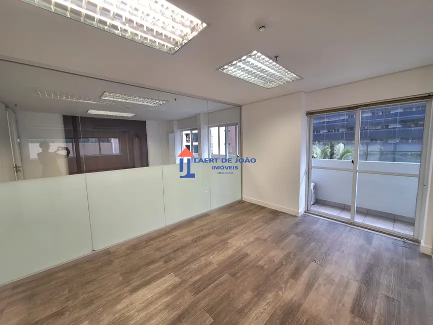 Foto 5 de Sala Comercial para alugar, 200m2 em Vila Olímpia, São Paulo - SP