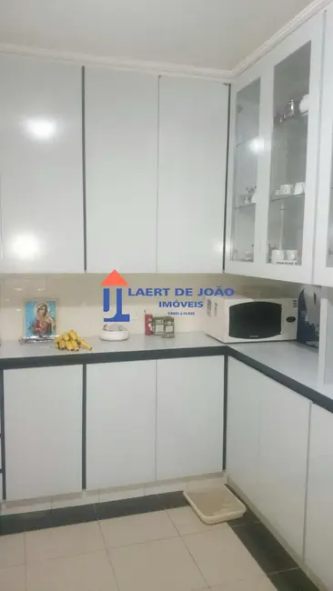 Foto 8 de Casa com 3 quartos à venda, 238m2 em Vila Marari, São Paulo - SP