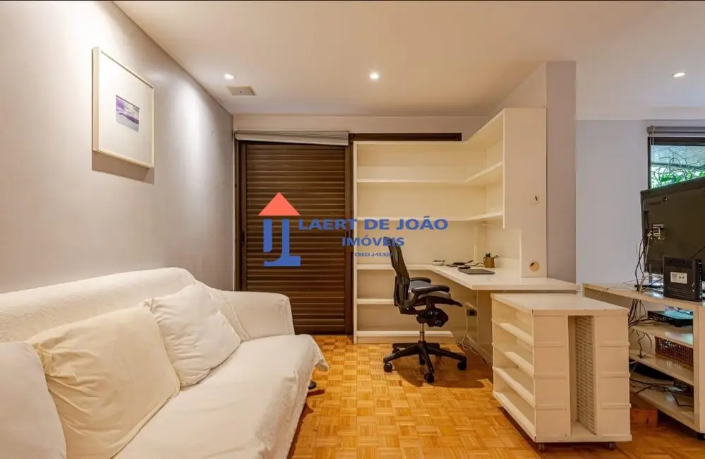 Foto 9 de Apartamento com 2 quartos à venda, 154m2 em Vila Nova Conceição, São Paulo - SP