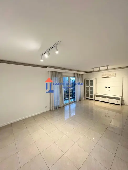 Apartamento com 3 quartos à venda, 120m2 em Campo Belo, São Paulo - SP - imagem 3 Foto 3 de Apartamento com 3 quartos à venda, 120m2 em Campo Belo, São Paulo - SP