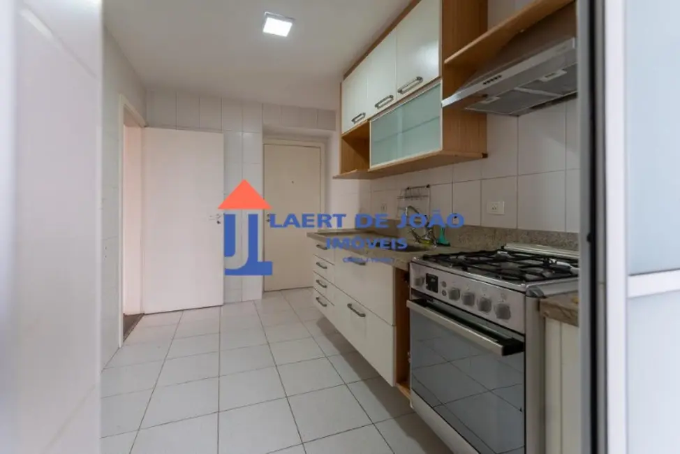 Foto 5 de Apartamento com 4 quartos para alugar, 120m2 em São Paulo - SP