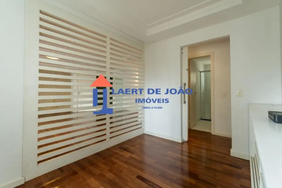 Foto 6 de Apartamento com 4 quartos para alugar, 120m2 em São Paulo - SP