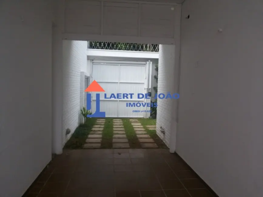 Casa com 3 quartos à venda, 300m2 em Moema, São Paulo - SP - imagem 3 Foto 3 de Casa com 3 quartos à venda, 300m2 em Moema, São Paulo - SP