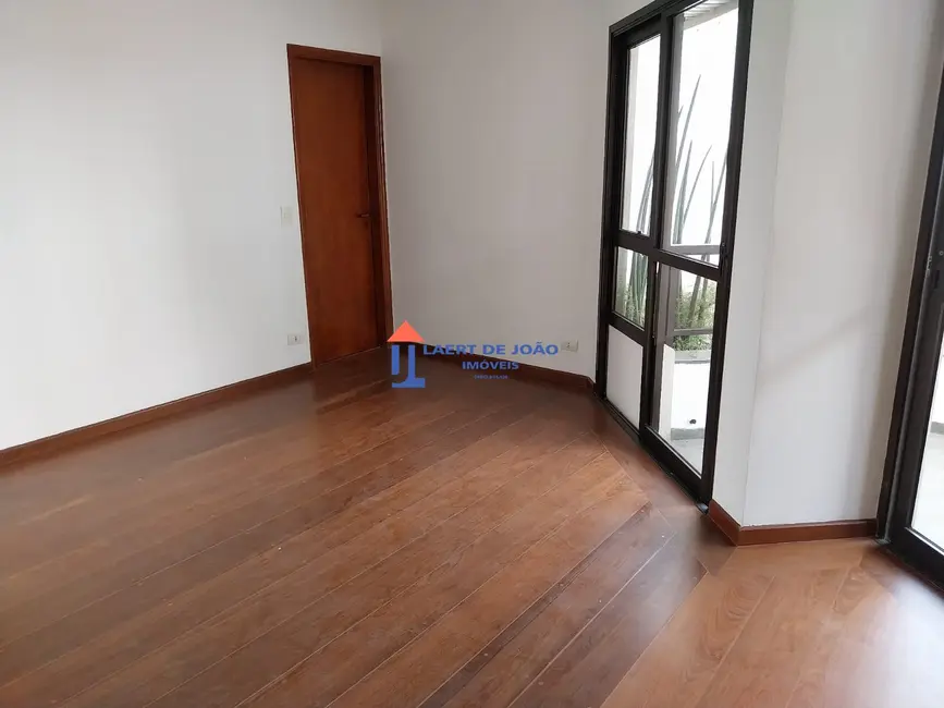 Apartamento com 2 quartos para alugar, 75m2 em Campo Belo, São Paulo - SP - imagem 6 Foto 6 de Apartamento com 2 quartos para alugar, 75m2 em Campo Belo, São Paulo - SP