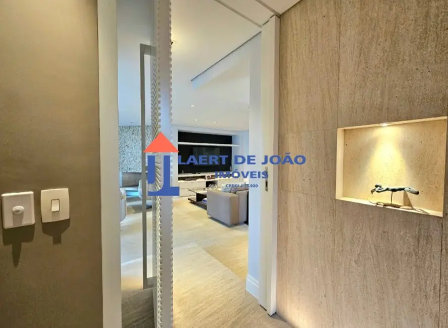 Apartamento com 2 quartos para alugar, 163m2 em Itaim Bibi, São Paulo - SP - imagem 8 Foto 8 de Apartamento com 2 quartos para alugar, 163m2 em Itaim Bibi, São Paulo - SP