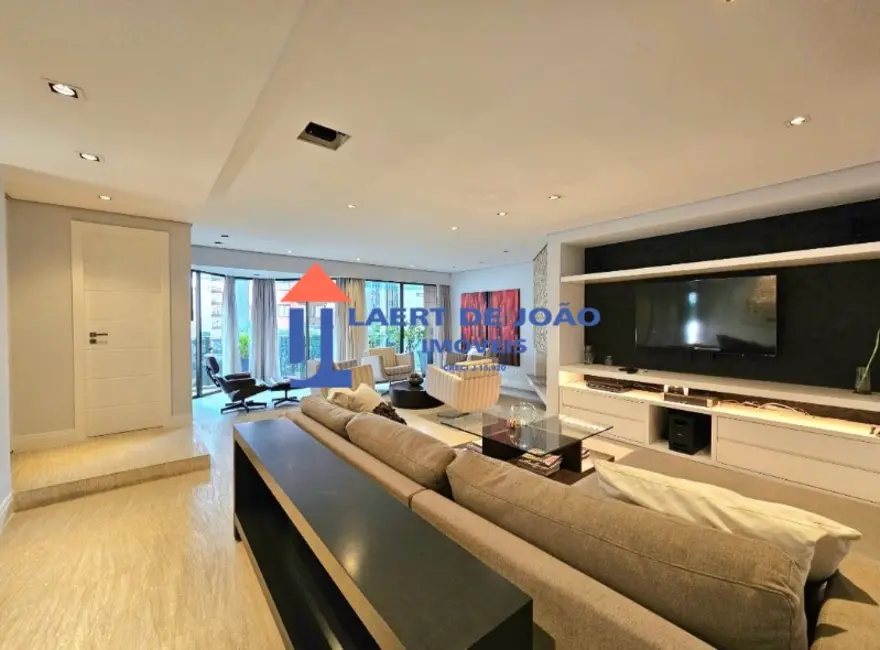 Apartamento com 2 quartos para alugar, 163m2 em Itaim Bibi, São Paulo - SP - imagem 1 Foto 1 de Apartamento com 2 quartos para alugar, 163m2 em Itaim Bibi, São Paulo - SP