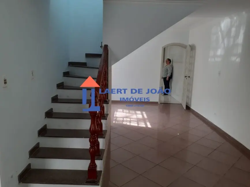 Foto 6 de Casa com 4 quartos para alugar, 135m2 em Campo Belo, São Paulo - SP