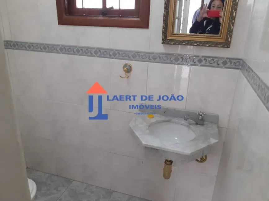 Foto 4 de Casa com 4 quartos para alugar, 135m2 em Campo Belo, São Paulo - SP