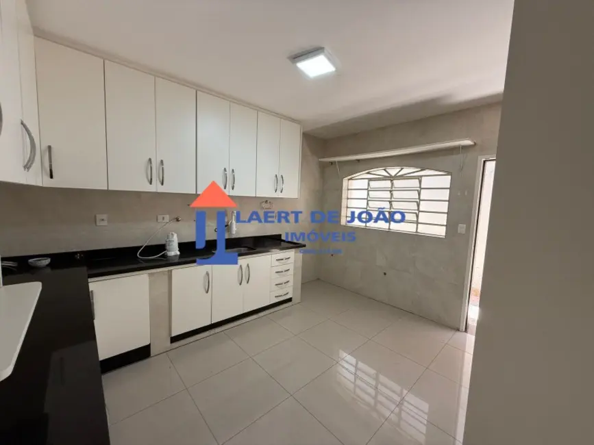 Foto 6 de Casa com 3 quartos à venda e para alugar, 140m2 em Campo Belo, São Paulo - SP