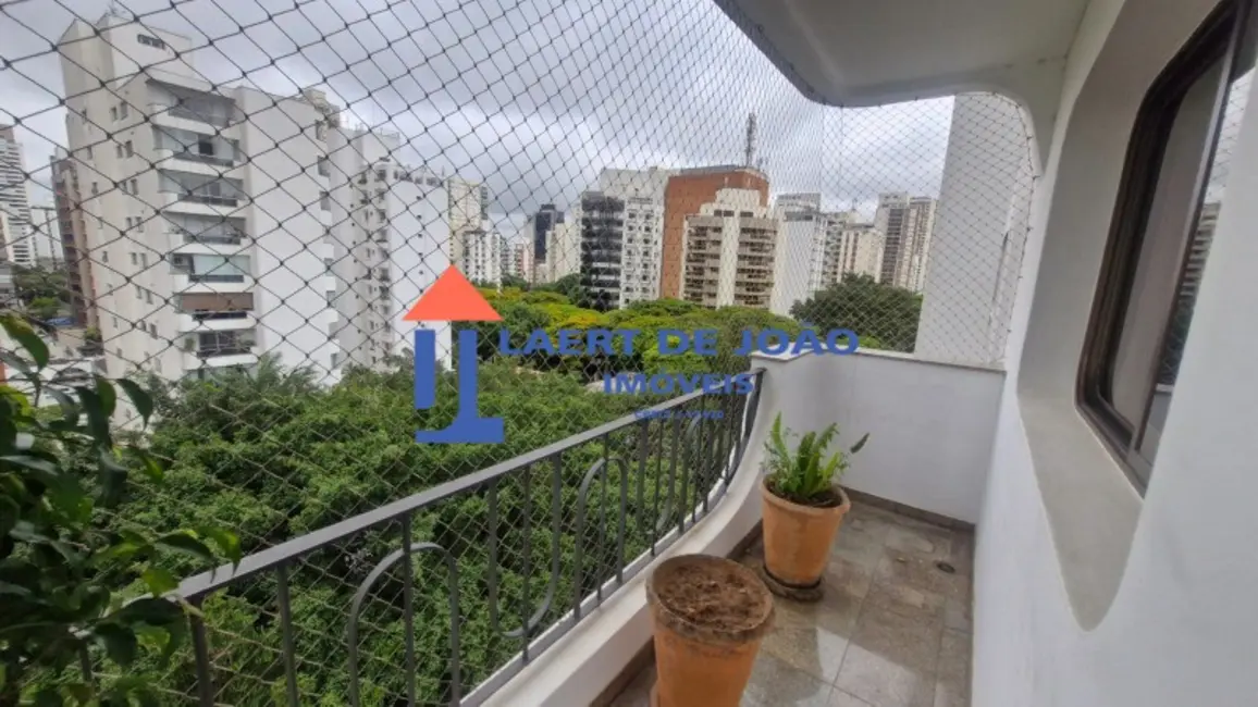Apartamento com 3 quartos à venda, 320m2 em Campo Belo, São Paulo - SP - imagem 6 Foto 6 de Apartamento com 3 quartos à venda, 320m2 em Campo Belo, São Paulo - SP