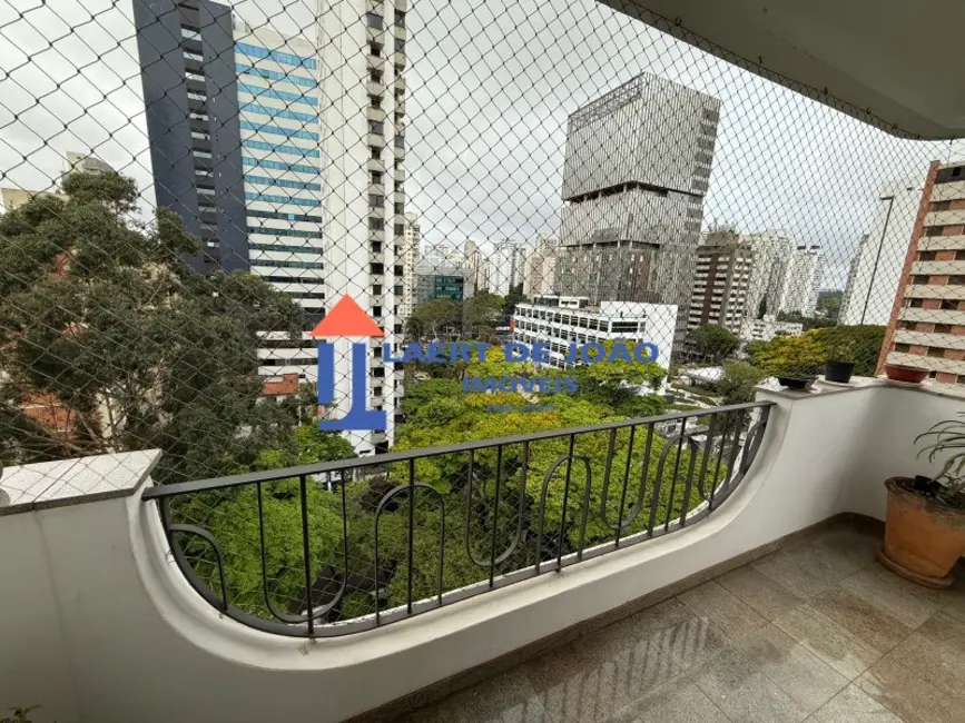 Apartamento com 3 quartos à venda, 320m2 em Campo Belo, São Paulo - SP - imagem 7 Foto 7 de Apartamento com 3 quartos à venda, 320m2 em Campo Belo, São Paulo - SP