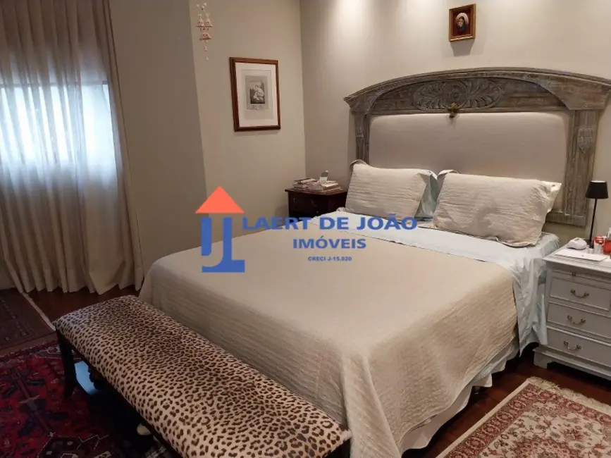 Apartamento com 3 quartos à venda, 178m2 em Campo Belo, São Paulo - SP - imagem 8 Foto 8 de Apartamento com 3 quartos à venda, 178m2 em Campo Belo, São Paulo - SP