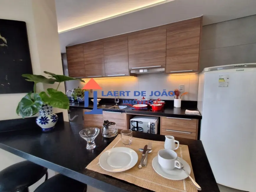 Foto 2 de Apartamento com 1 quarto para alugar, 60m2 em Moema, São Paulo - SP