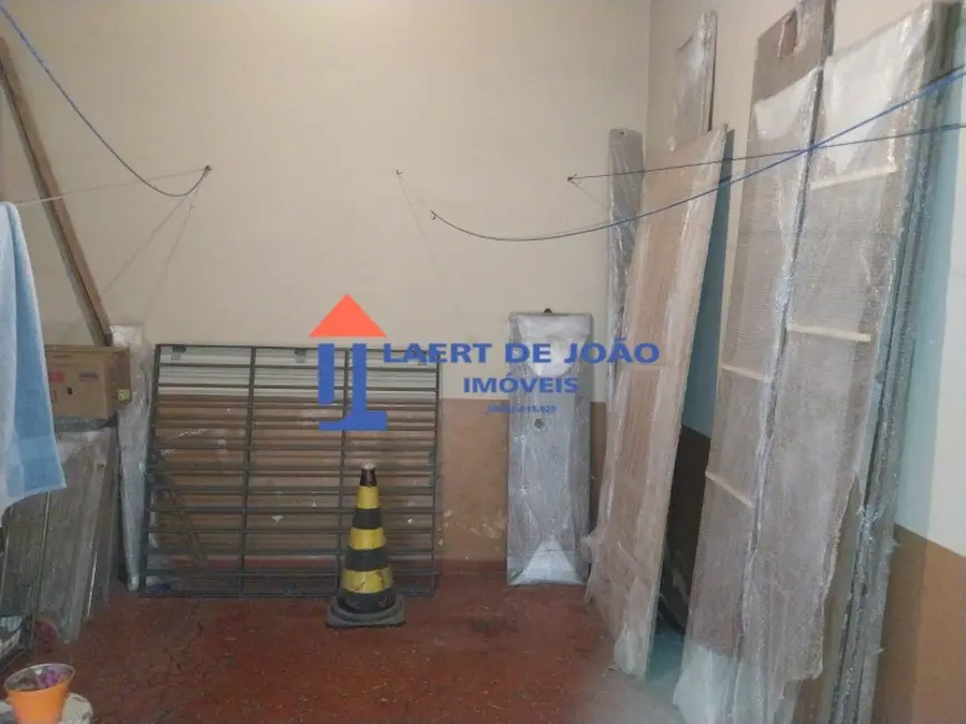 Sala Comercial com 3 quartos para alugar, 228m2 em Campo Belo, São Paulo - SP - imagem 2 Foto 2 de Sala Comercial com 3 quartos para alugar, 228m2 em Campo Belo, São Paulo - SP