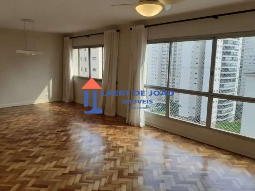 Apartamento com 3 quartos à venda, 128m2 em Campo Belo, São Paulo - SP - imagem 1 Foto 1 de Apartamento com 3 quartos à venda, 128m2 em Campo Belo, São Paulo - SP
