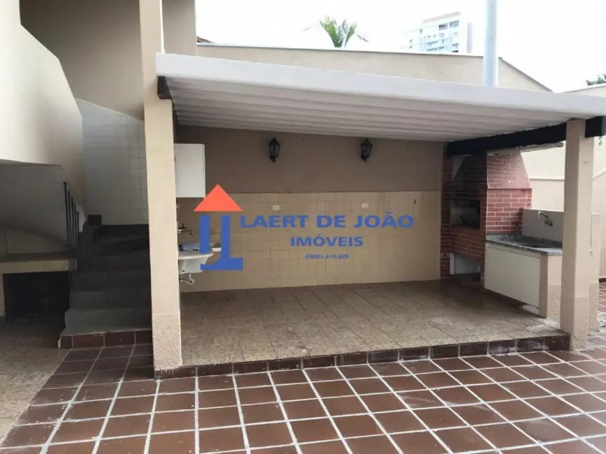 Casa com 3 quartos à venda e para alugar, 230m2 em Campo Belo, São Paulo - SP - imagem 4 Foto 4 de Casa com 3 quartos à venda e para alugar, 230m2 em Campo Belo, São Paulo - SP