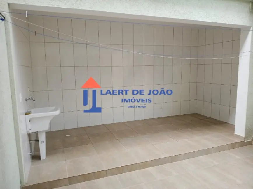 Casa com 2 quartos para alugar, 150m2 em Jardim Aeroporto, São Paulo - SP - imagem 5 Foto 5 de Casa com 2 quartos para alugar, 150m2 em Jardim Aeroporto, São Paulo - SP