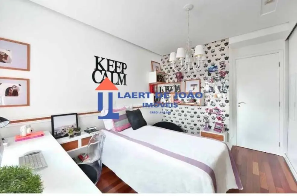 Apartamento com 4 quartos à venda, 222m2 em Campo Belo, São Paulo - SP - imagem 2 Foto 2 de Apartamento com 4 quartos à venda, 222m2 em Campo Belo, São Paulo - SP