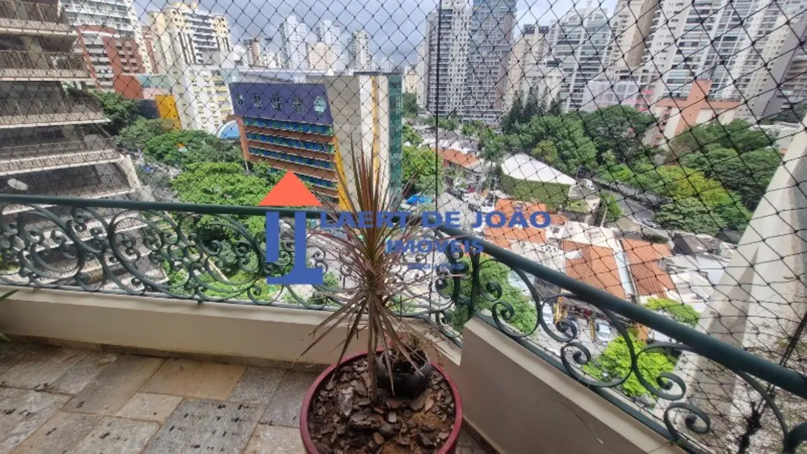 Foto 5 de Apartamento com 3 quartos à venda, 140m2 em Moema, São Paulo - SP