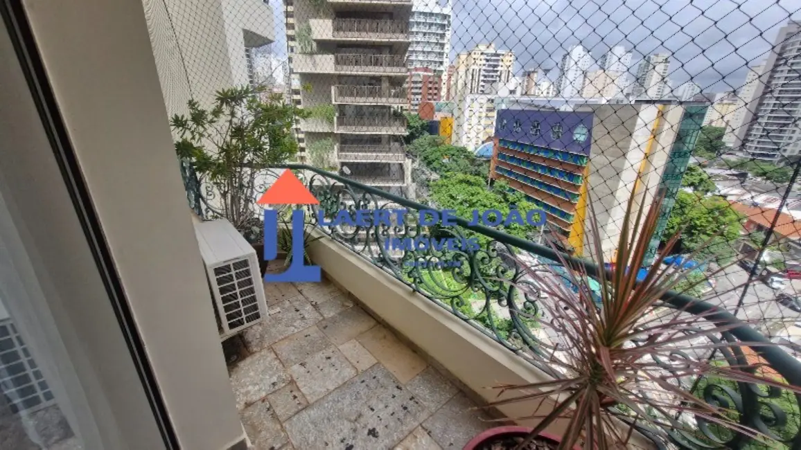 Foto 4 de Apartamento com 3 quartos à venda, 140m2 em Moema, São Paulo - SP