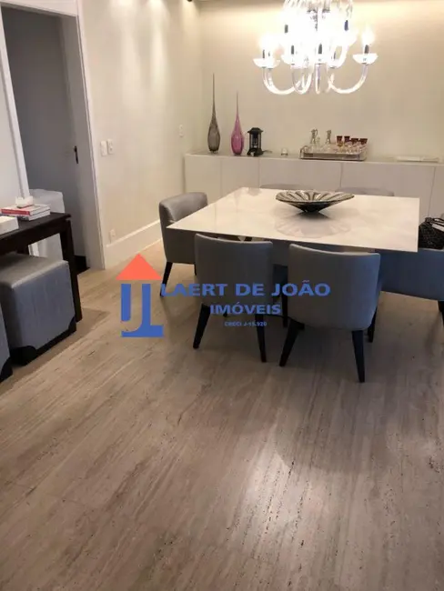 Foto 6 de Apartamento com 3 quartos para alugar, 220m2 em Campo Belo, São Paulo - SP