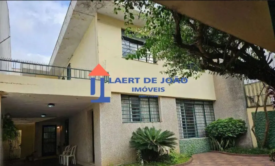 Foto 2 de Casa com 4 quartos à venda, 206m2 em Campo Belo, São Paulo - SP