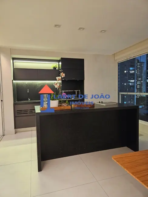 Foto 4 de Apartamento com 3 quartos para alugar, 222m2 em Campo Belo, São Paulo - SP
