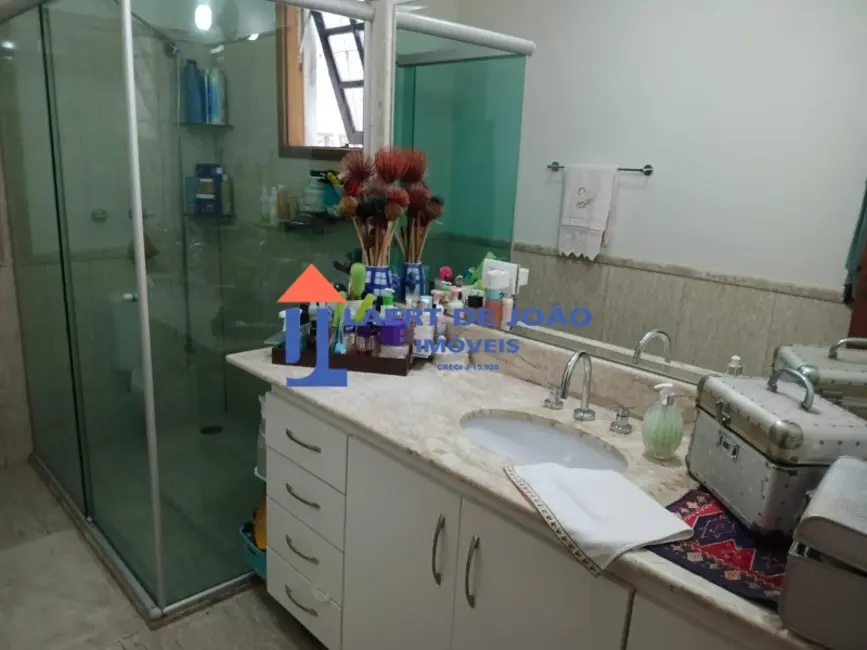 Foto 4 de Casa com 4 quartos à venda, 300m2 em Campo Belo, São Paulo - SP