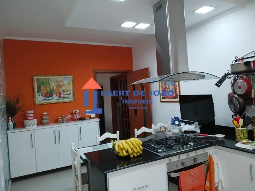 Foto 5 de Casa com 4 quartos à venda, 300m2 em Campo Belo, São Paulo - SP