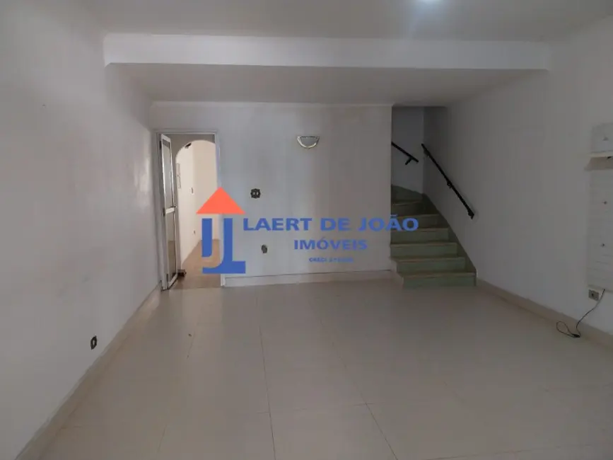Foto 3 de Casa com 3 quartos à venda e para alugar, 178m2 em Campo Belo, São Paulo - SP