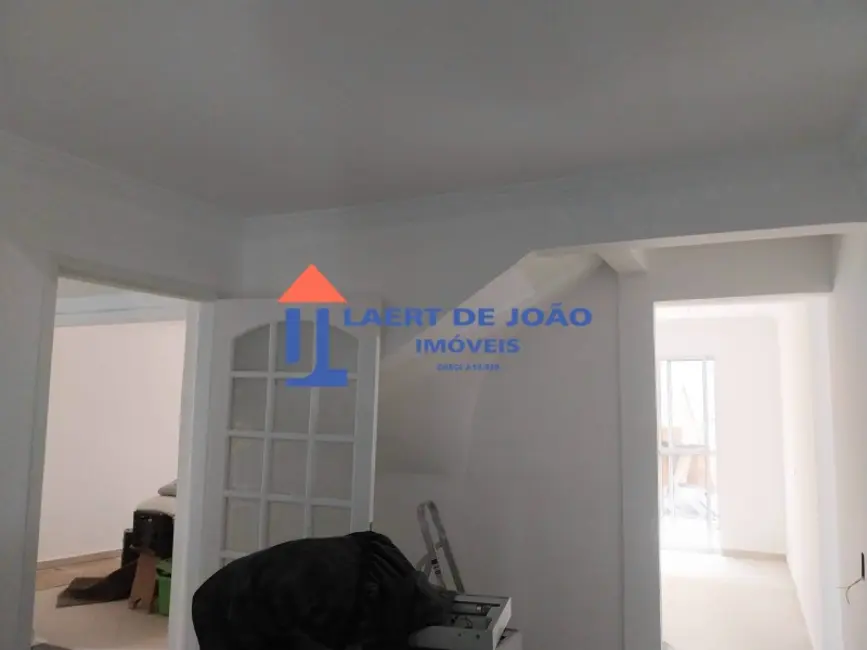 Casa com 6 quartos para alugar, 200m2 em Campo Belo, São Paulo - SP - imagem 5 Foto 5 de Casa com 6 quartos para alugar, 200m2 em Campo Belo, São Paulo - SP