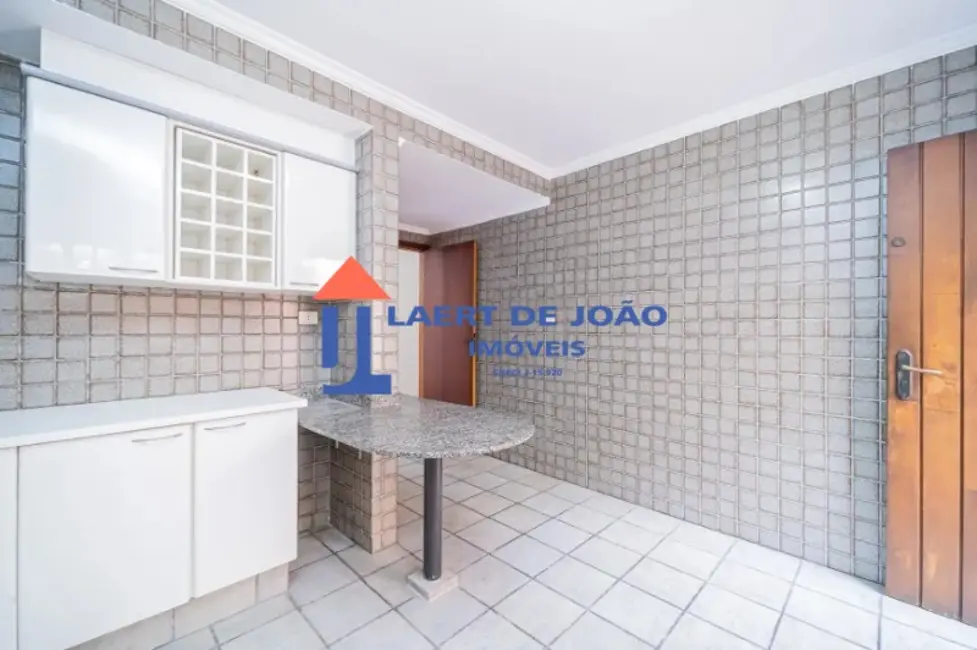 Casa com 3 quartos para alugar, 150m2 em Cidade Monções, São Paulo - SP - imagem 6 Foto 6 de Casa com 3 quartos para alugar, 150m2 em Cidade Monções, São Paulo - SP