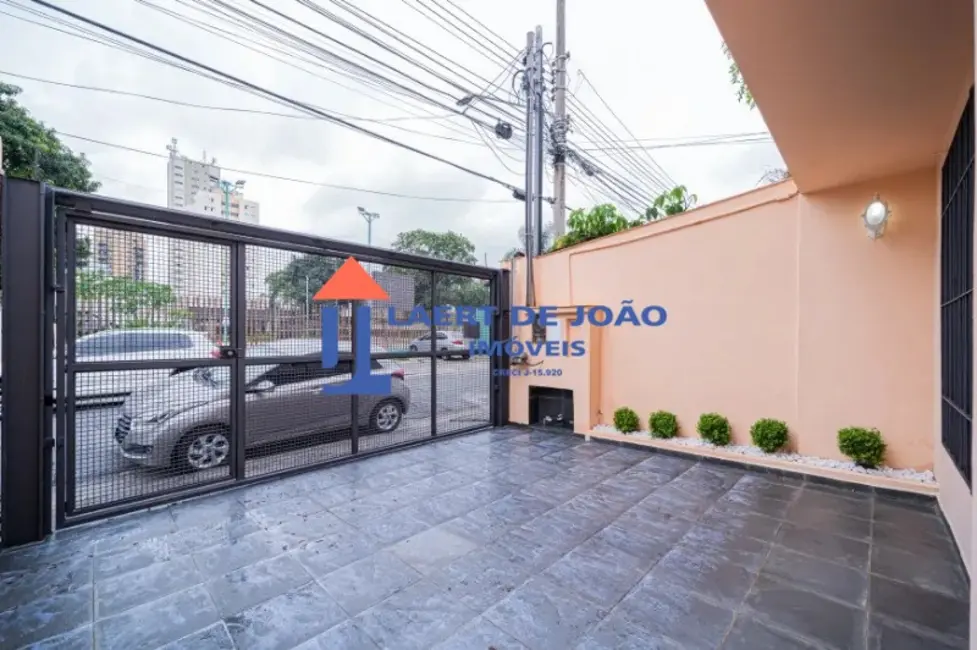 Casa com 3 quartos para alugar, 150m2 em Cidade Monções, São Paulo - SP - imagem 5 Foto 5 de Casa com 3 quartos para alugar, 150m2 em Cidade Monções, São Paulo - SP