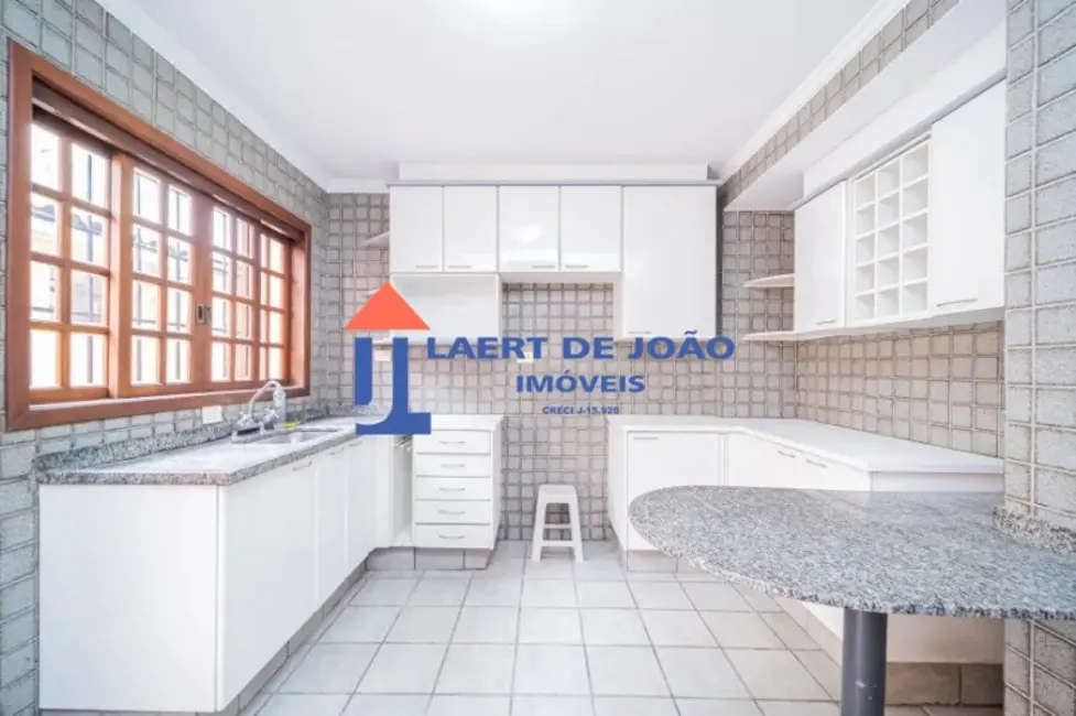 Casa com 3 quartos para alugar, 150m2 em Cidade Monções, São Paulo - SP - imagem 8 Foto 8 de Casa com 3 quartos para alugar, 150m2 em Cidade Monções, São Paulo - SP
