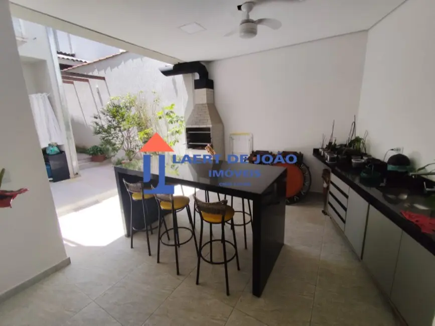 Foto 1 de Casa com 3 quartos à venda e para alugar, 160m2 em São Paulo - SP