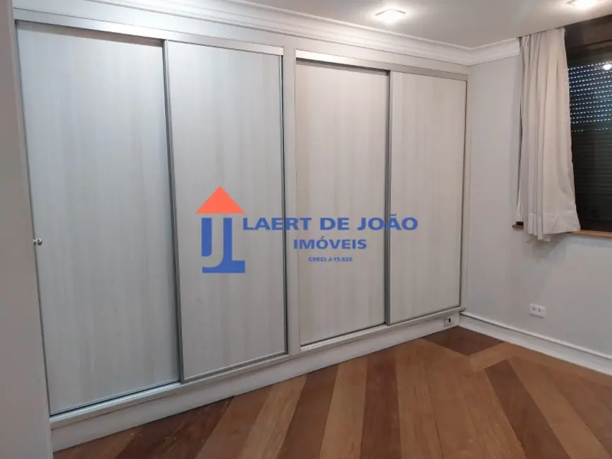 Apartamento com 3 quartos à venda, 181m2 em Campo Belo, São Paulo - SP - imagem 8 Foto 8 de Apartamento com 3 quartos à venda, 181m2 em Campo Belo, São Paulo - SP