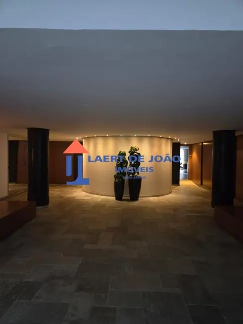 Foto 2 de Apartamento com 2 quartos à venda, 91m2 em Vila Nova Conceição, São Paulo - SP