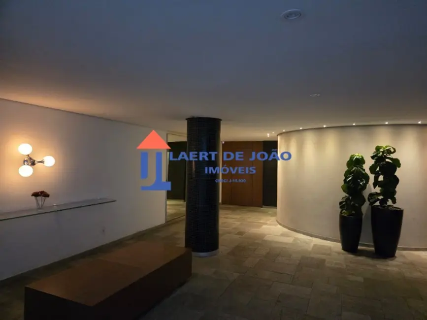 Apartamento com 2 quartos à venda, 91m2 em Vila Nova Conceição, São Paulo - SP - imagem 3 Foto 3 de Apartamento com 2 quartos à venda, 91m2 em Vila Nova Conceição, São Paulo - SP
