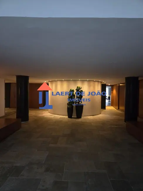 Apartamento com 2 quartos à venda, 91m2 em Vila Nova Conceição, São Paulo - SP - imagem 2 Foto 2 de Apartamento com 2 quartos à venda, 91m2 em Vila Nova Conceição, São Paulo - SP