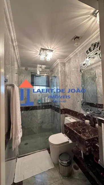Apartamento com 3 quartos à venda, 250m2 em Campo Belo, São Paulo - SP - imagem 9 Foto 9 de Apartamento com 3 quartos à venda, 250m2 em Campo Belo, São Paulo - SP
