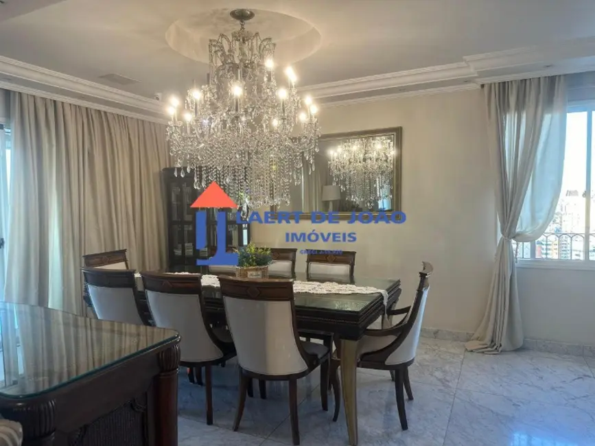 Apartamento com 3 quartos à venda, 250m2 em Campo Belo, São Paulo - SP - imagem 3 Foto 3 de Apartamento com 3 quartos à venda, 250m2 em Campo Belo, São Paulo - SP